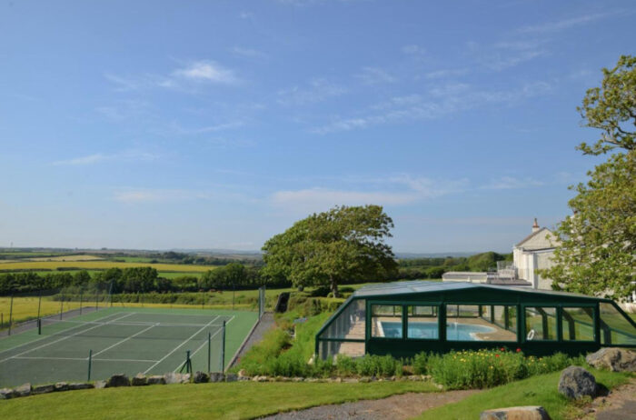 Tregaddra Farm B&B in Cornwall, England